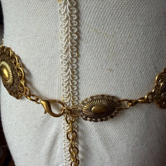 Yellow Gold Tone Concho Medallion Metal Chain Link Belt 30" - 43" western - Picture 8 of 8